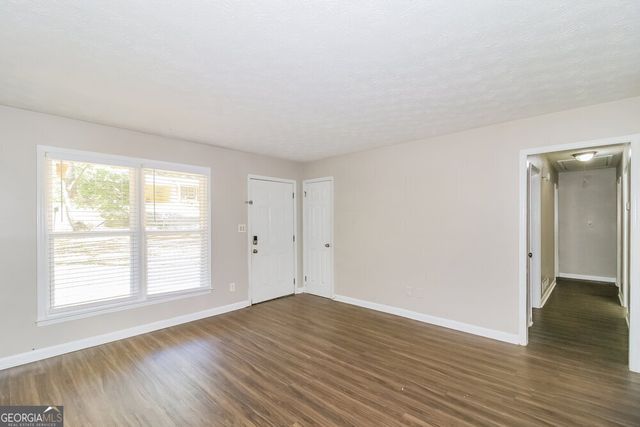 7006 Knollwood Drive, Morrow, GA 30260