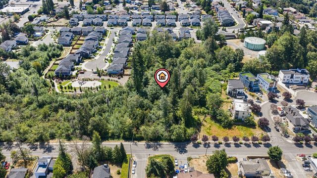 1309 S 272nd St, Des Moines, WA 98198