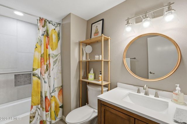 10333 W HIGHWOOD Lane, Sun City, AZ 85373