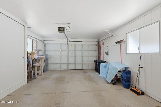 10333 W HIGHWOOD Lane, Sun City, AZ 85373