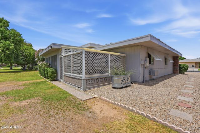 10333 W HIGHWOOD Lane, Sun City, AZ 85373