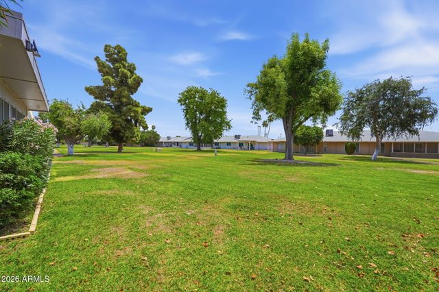10333 W HIGHWOOD Lane, Sun City, AZ 85373