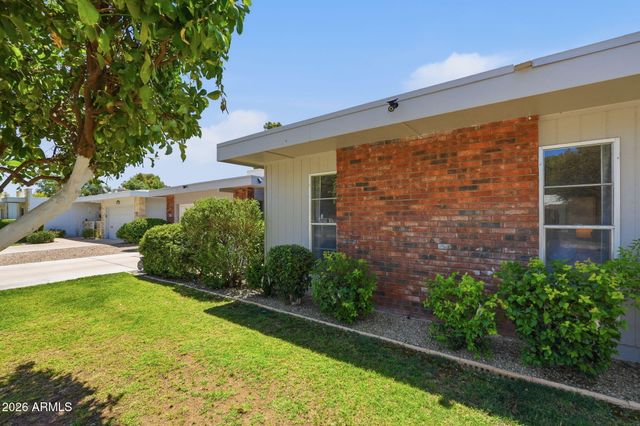 10333 W HIGHWOOD Lane, Sun City, AZ 85373