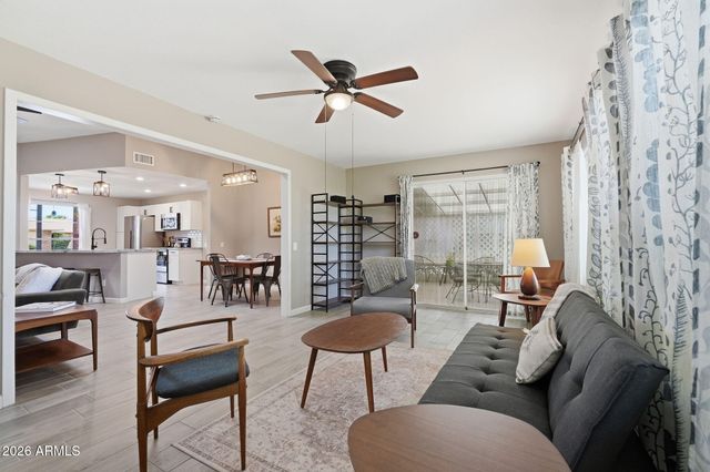 10333 W HIGHWOOD Lane, Sun City, AZ 85373