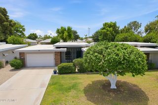 10333 W HIGHWOOD Lane, Sun City, AZ 85373