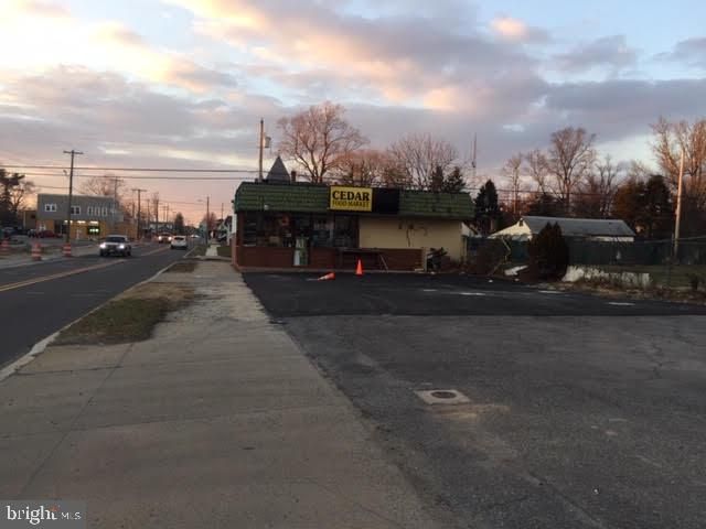 327 WHITE HORSE PIKE, Egg Harbor City, NJ 08215