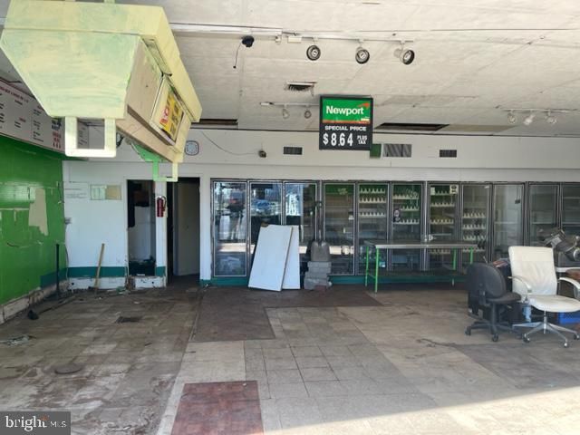 327 WHITE HORSE PIKE, Egg Harbor City, NJ 08215