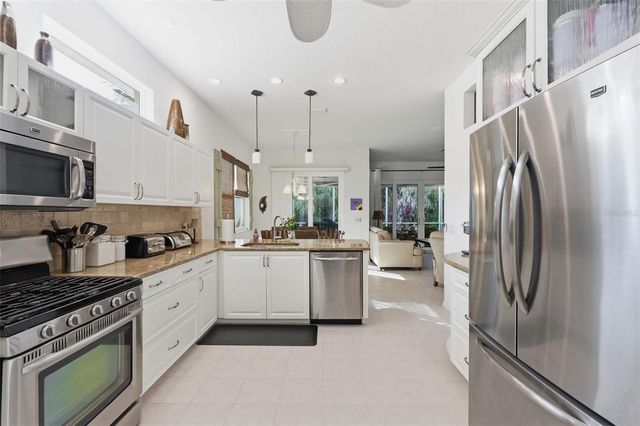 5127 HANGING MOSS LANE, Sarasota, FL 34238