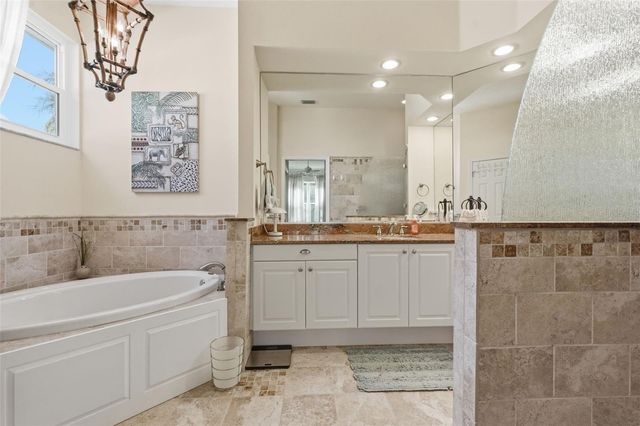 5127 HANGING MOSS LANE, Sarasota, FL 34238