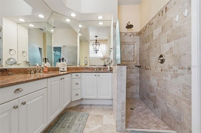 5127 HANGING MOSS LANE, Sarasota, FL 34238