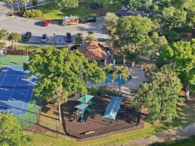 5127 HANGING MOSS LANE, Sarasota, FL 34238