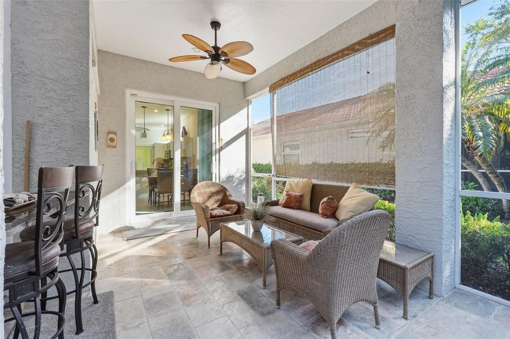 Image 43 of property listing at 5127 HANGING MOSS LANE, Sarasota, FL 34238