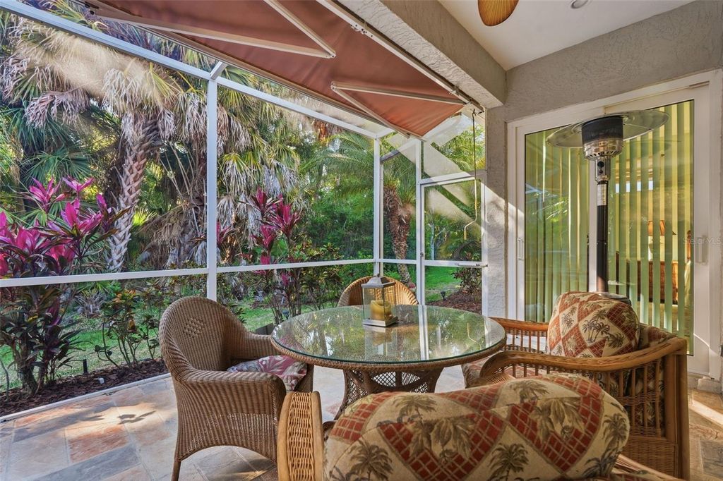 Image 44 of property listing at 5127 HANGING MOSS LANE, Sarasota, FL 34238