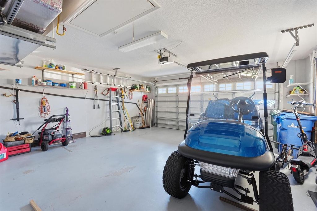 Image 49 of property listing at 5127 HANGING MOSS LANE, Sarasota, FL 34238