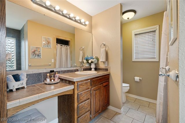 1831 Maple Shade Road, Alma, AR 72921