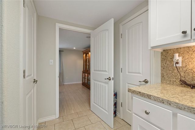 1831 Maple Shade Road, Alma, AR 72921