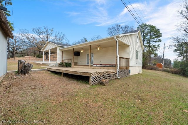 1831 Maple Shade Road, Alma, AR 72921