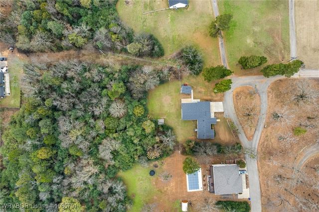 1831 Maple Shade Road, Alma, AR 72921