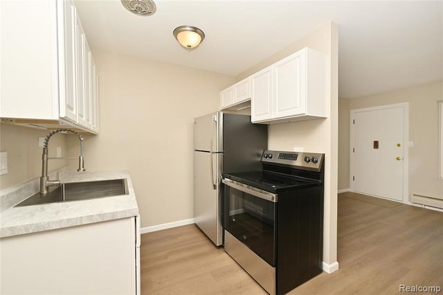 2925 W 13 Mile Road 108, Royal Oak, MI 48073