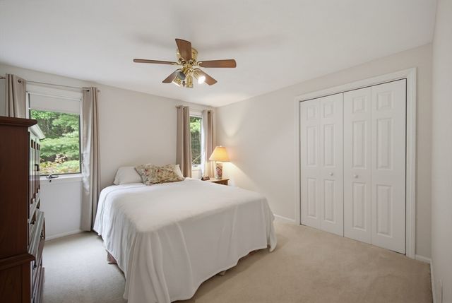 14 Shoreline Dr, Foxboro, MA 02035