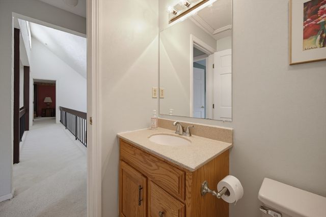 14 Shoreline Dr, Foxboro, MA 02035