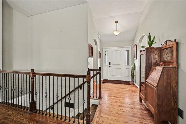 17702 Greyhawke Ridge, Smithville, MO 64089