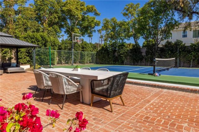 6622 Horseshoe, Huntington Beach, CA 92648