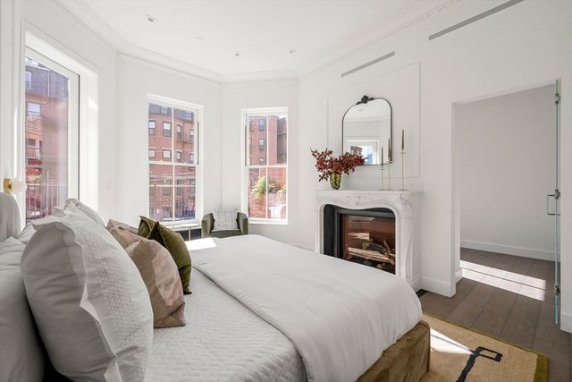 260-262 Commonwealth Avenue 1A, Boston, MA 02116