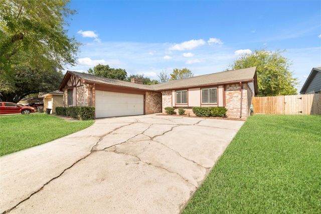 10522 Northview Drive, Houston, TX 77086
