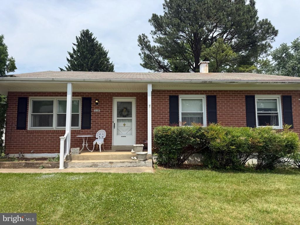 228 NORTHWAY RD, Reisterstown, MD 21136