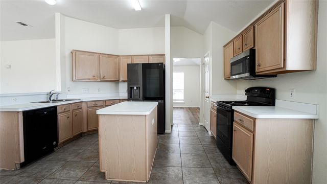 3124 Creekside Drive, Sachse, TX 75048