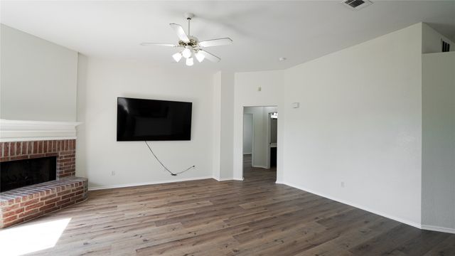 3124 Creekside Drive, Sachse, TX 75048