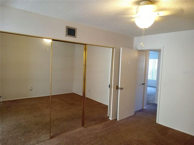 2427 RHODESIAN DRIVE 11, Clearwater, FL 33763