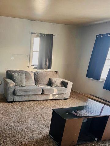 8034 Elm Street, Taylor, MI 48180