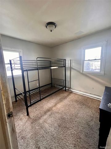 8034 Elm Street, Taylor, MI 48180