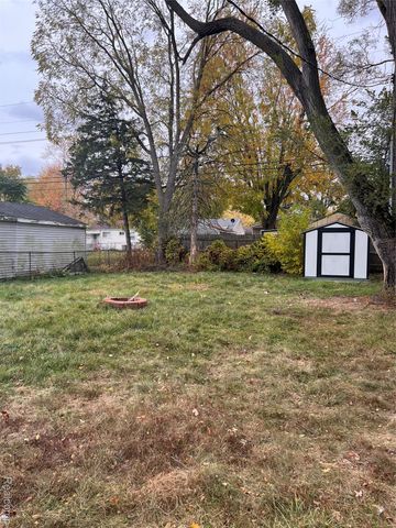 8034 Elm Street, Taylor, MI 48180