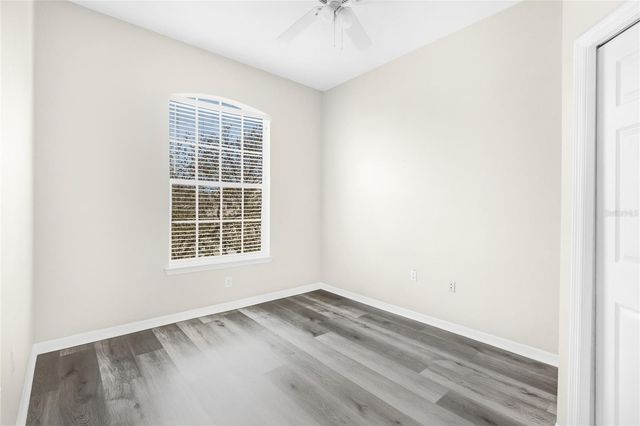 5160 NORTHRIDGE ROAD 301, Sarasota, FL 34238