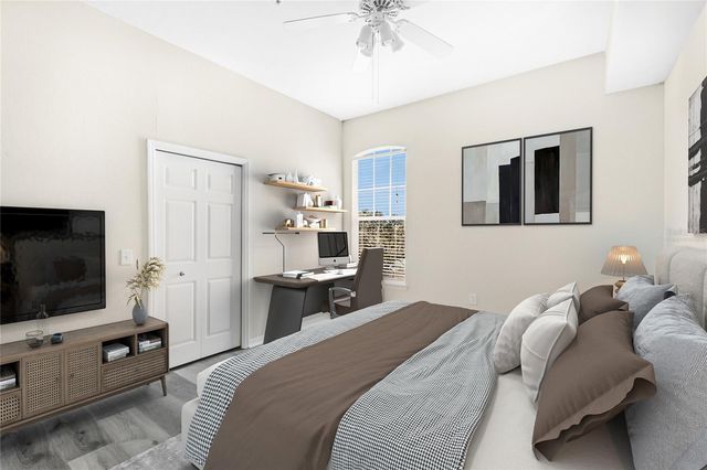 5160 NORTHRIDGE ROAD 301, Sarasota, FL 34238