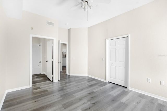 5160 NORTHRIDGE ROAD 301, Sarasota, FL 34238