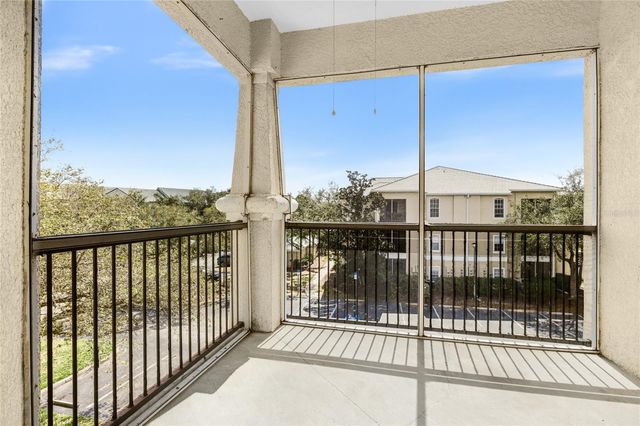 5160 NORTHRIDGE ROAD 301, Sarasota, FL 34238