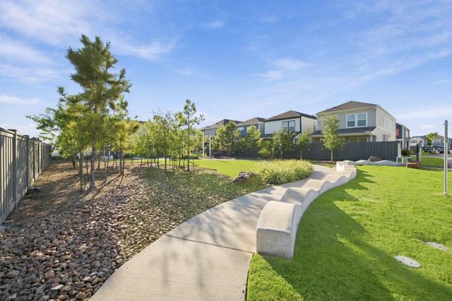 639 Salt Marsh Trail, Kemah, TX 77565