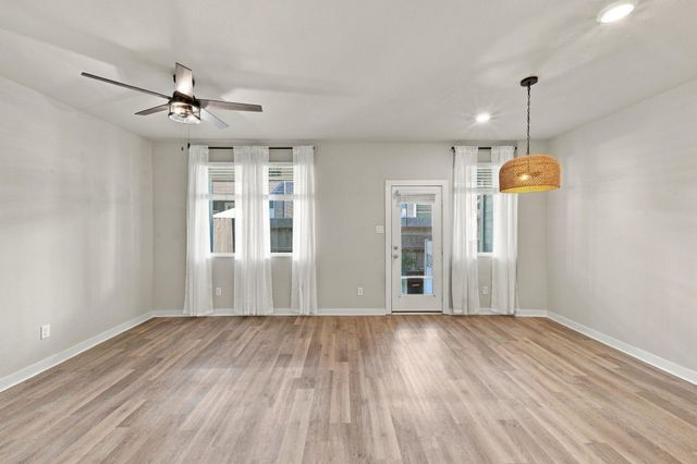 639 Salt Marsh Trail, Kemah, TX 77565