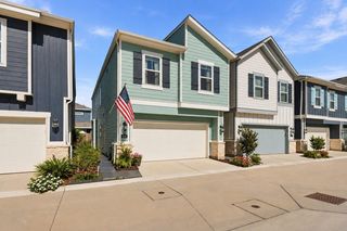 639 Salt Marsh Trail, Kemah, TX 77565