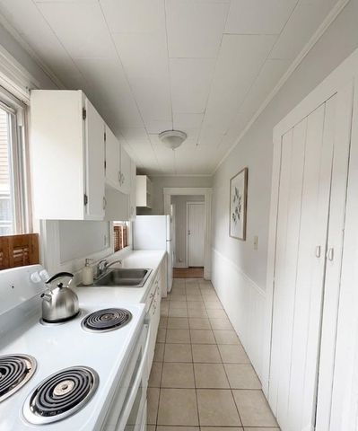34 Myrtle Street, Hillsborough, NH 03244