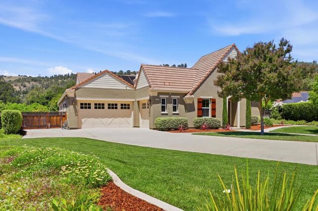 2005 Alicante Place, Morgan Hill, CA 95037
