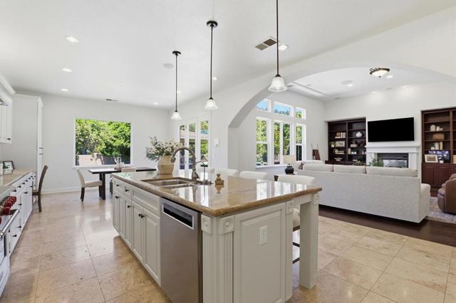 2005 Alicante Place, Morgan Hill, CA 95037