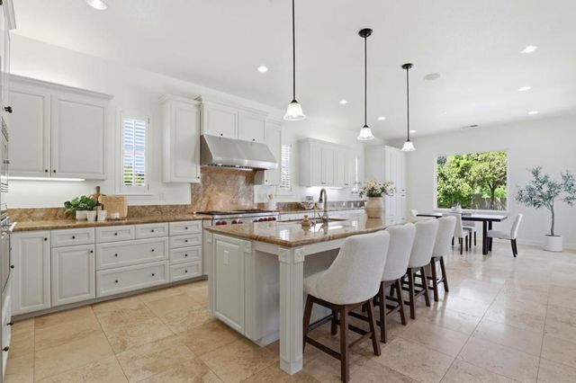 2005 Alicante Place, Morgan Hill, CA 95037