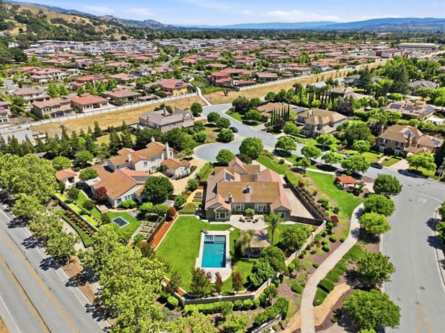 2005 Alicante Place, Morgan Hill, CA 95037