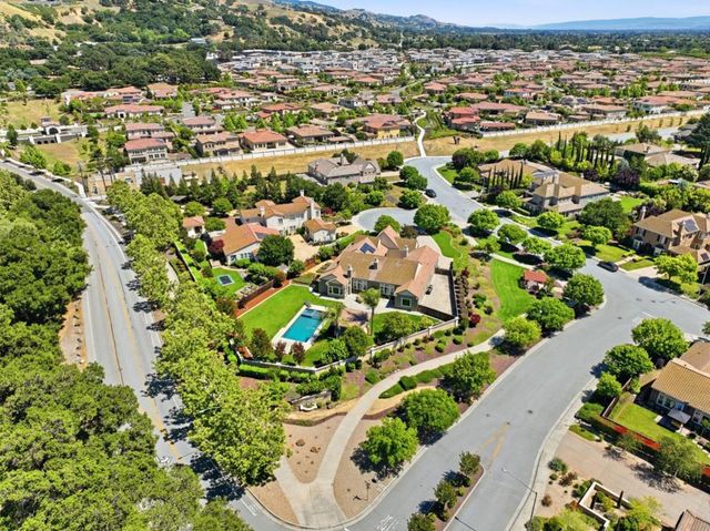 2005 Alicante Place, Morgan Hill, CA 95037