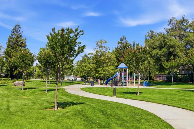 2005 Alicante Place, Morgan Hill, CA 95037